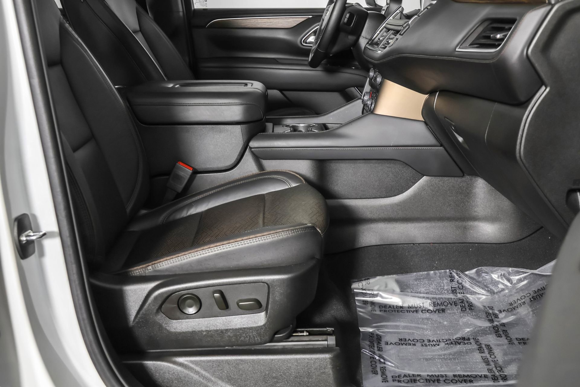 Used 2024 Chevrolet Suburban High Country image 53