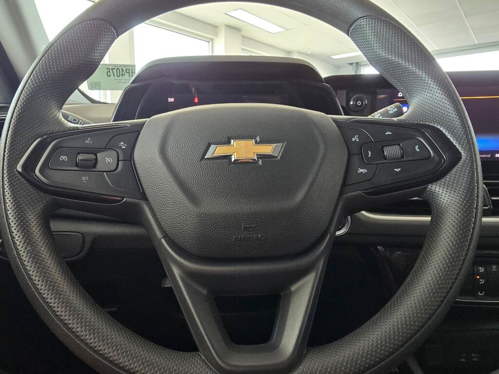 Used 2025 Chevrolet TrailBlazer LT AWD/4WD image 22