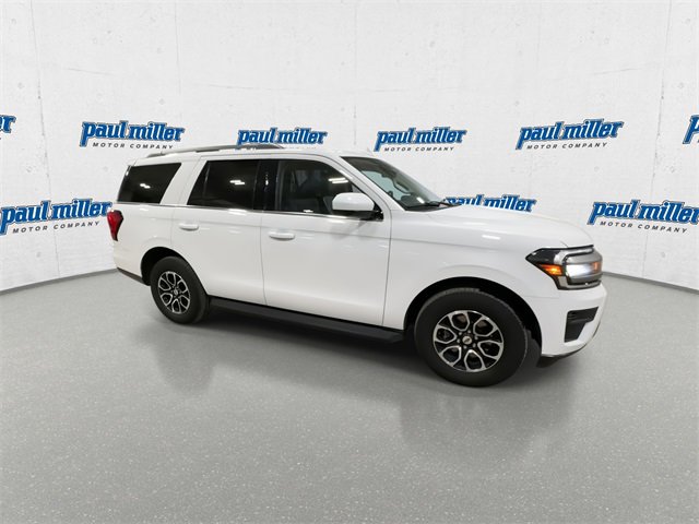 Used 2024 Ford Expedition XLT image 13