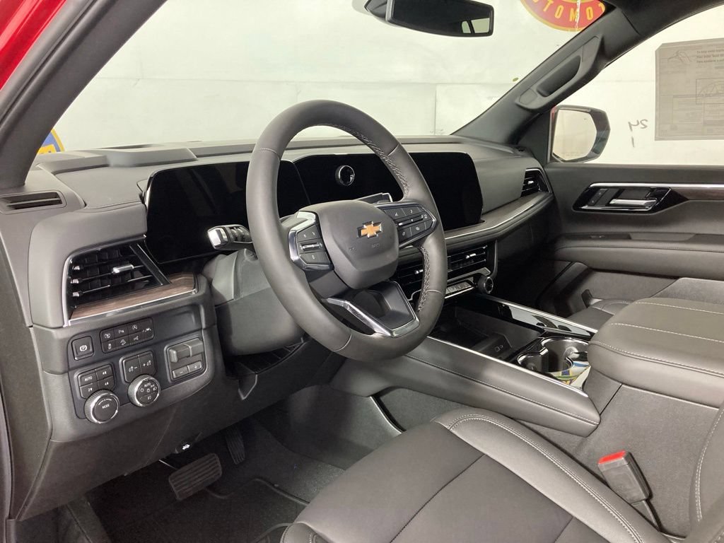 New 2026 Chevrolet Suburban LT w/ Comfort Package AWD/4WD image 13