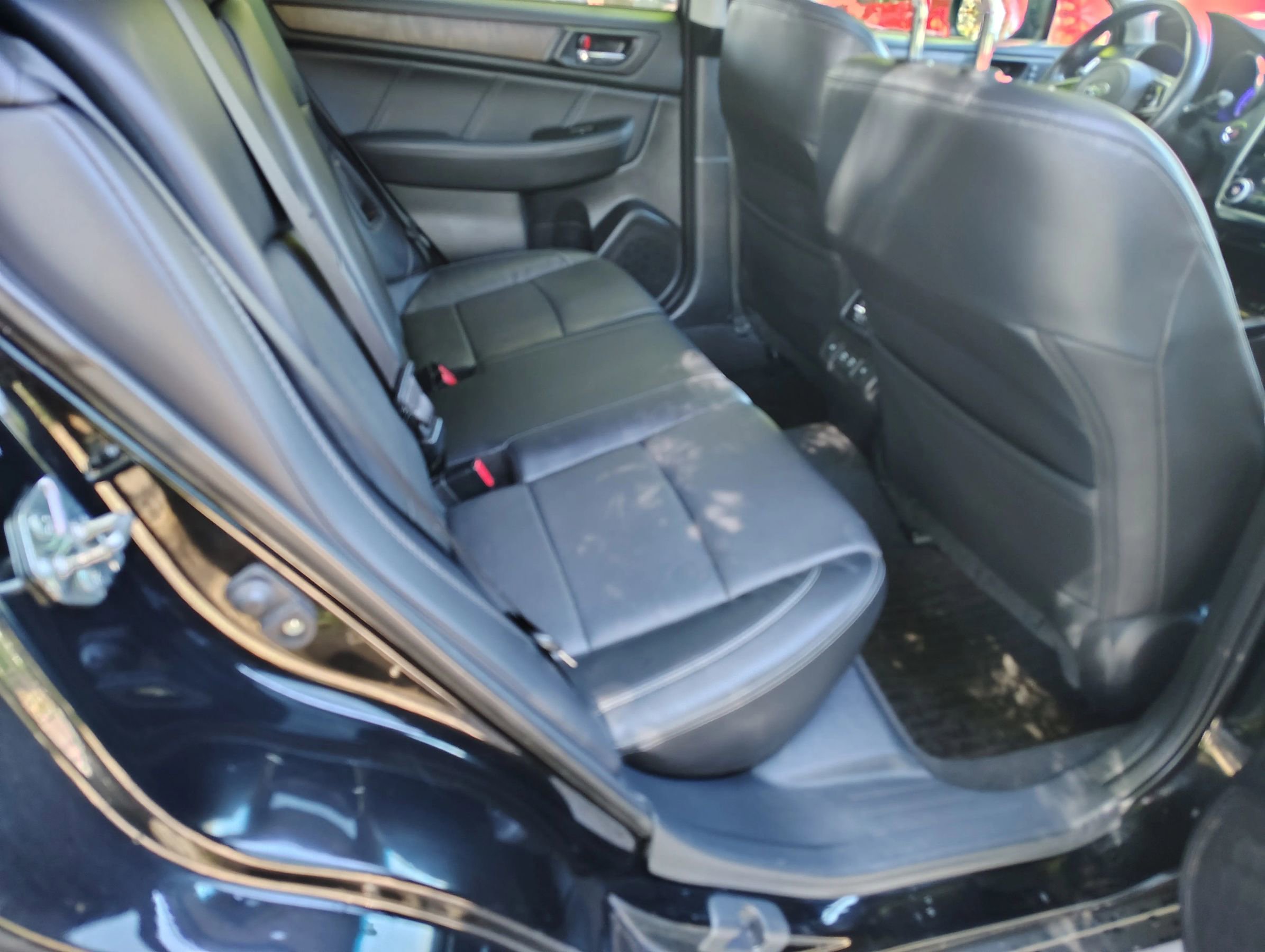 Used 2019 Subaru Outback 3.6R Limited w/ Popular Package #2 AWD/4WD image 23