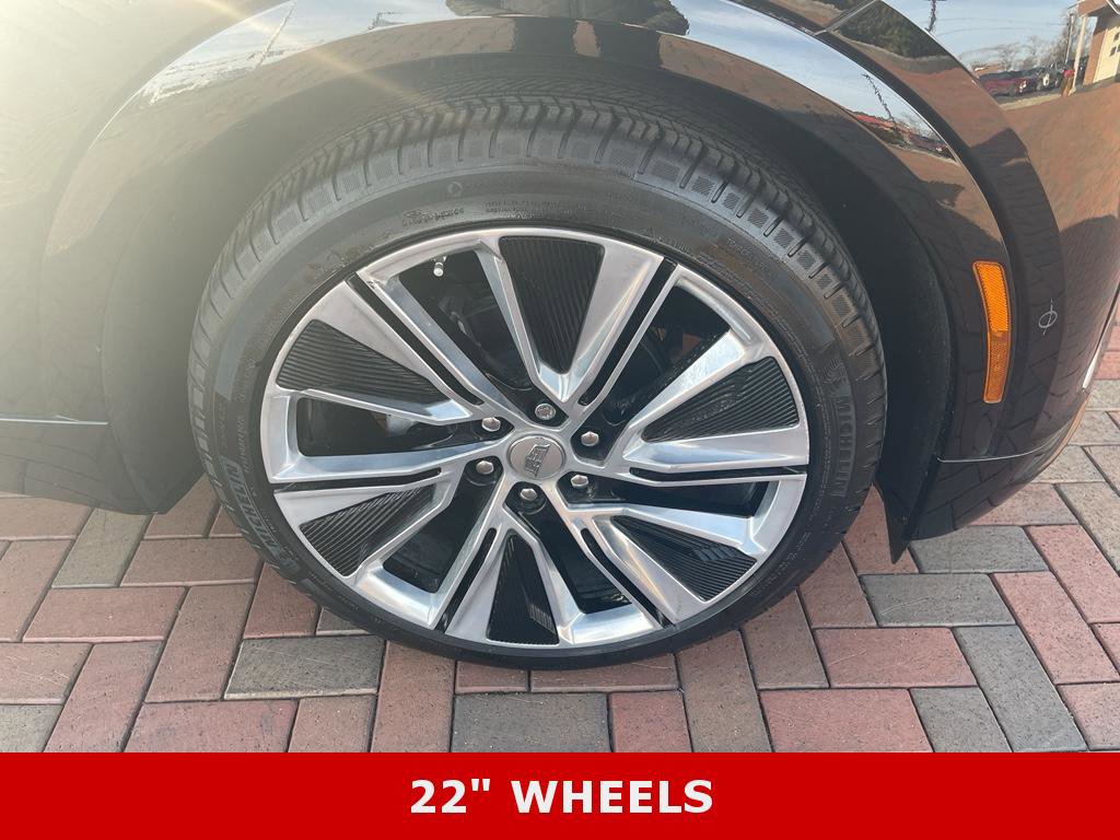 Used 2024 Cadillac Lyriq Luxury w/ LPO, Floor Liner Package image 6