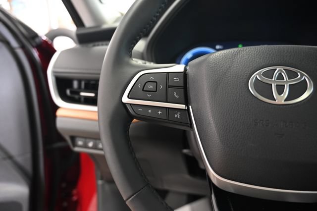 Certified 2026 Toyota Grand Highlander AWD Hybrid image 24