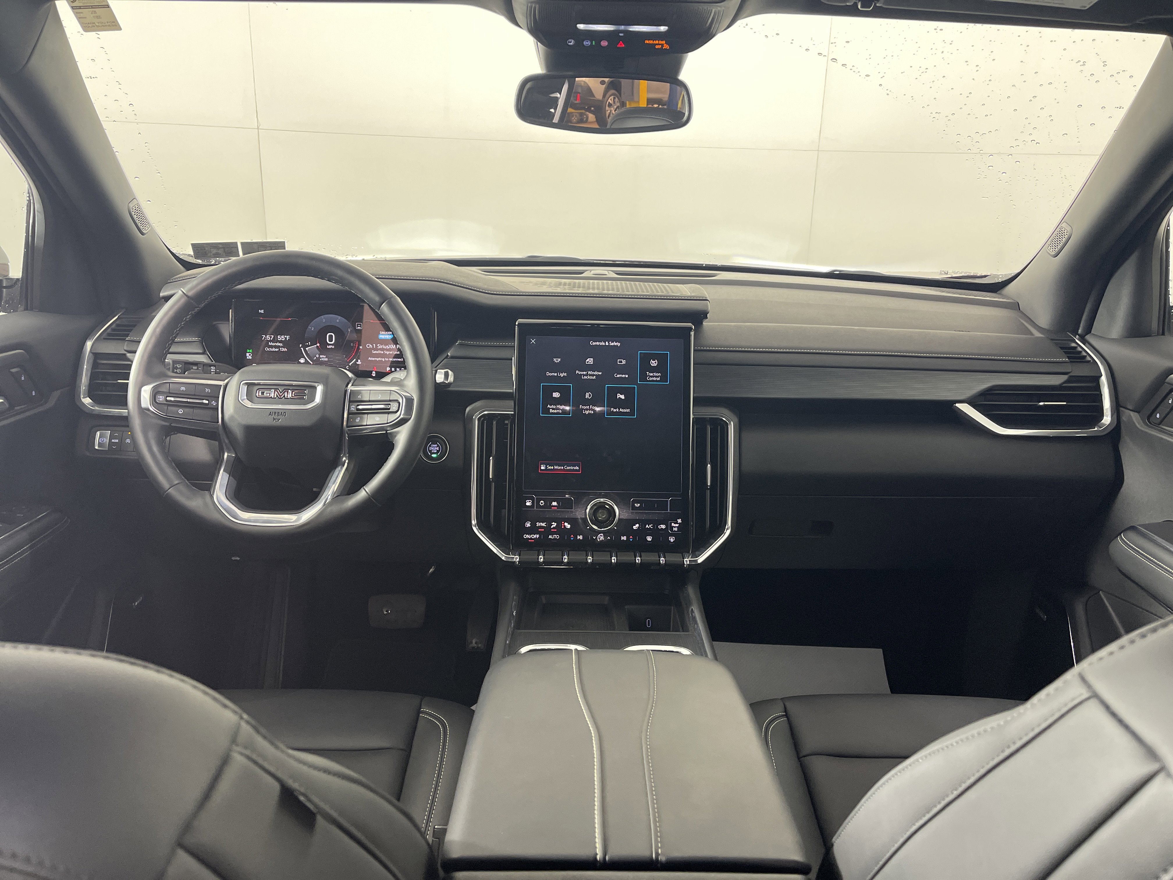 Used 2024 GMC Acadia Elevation image 15