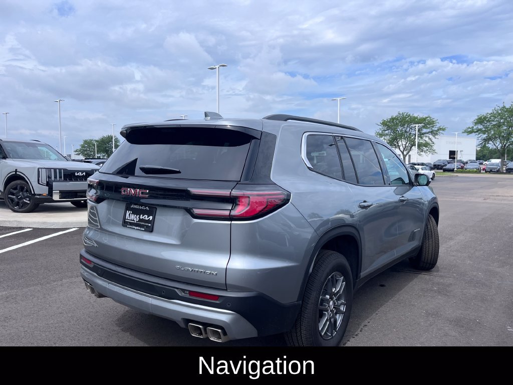 Used 2026 GMC Acadia Elevation FWD image 3