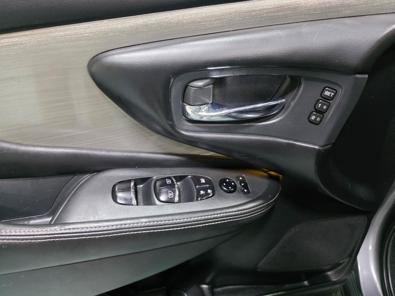Used 2018 Nissan Murano Platinum AWD/4WD image 18