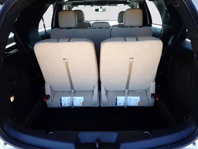 Used 2016 Ford Explorer XLT w/ Equipment Group 202A AWD/4WD image 8