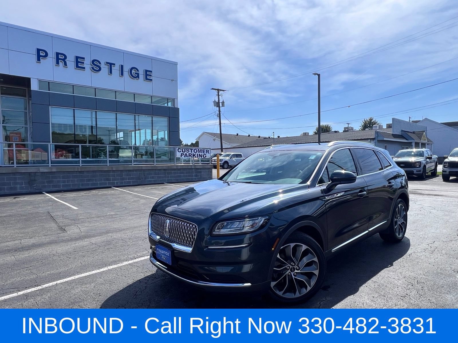Used 2023 Lincoln Nautilus Reserve AWD/4WD image 1