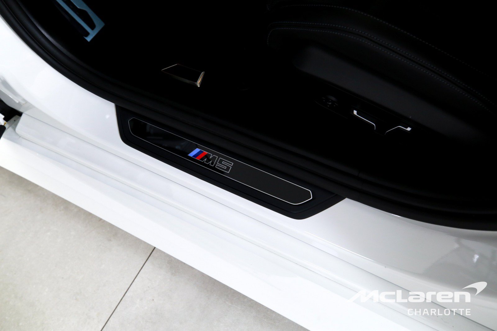 Used 2026 BMW M5 w/ Carbon Package AWD/4WD image 16