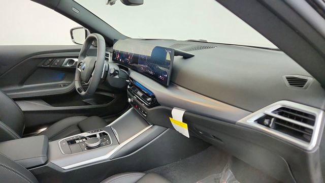 Used 2025 BMW 230i xDrive Coupe image 20
