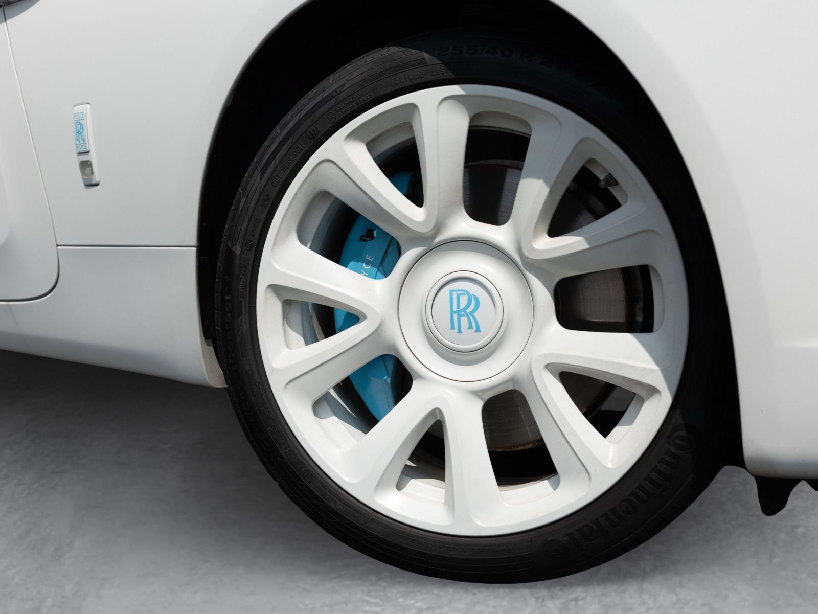 Used 2019 Rolls-Royce Wraith RWD image 8