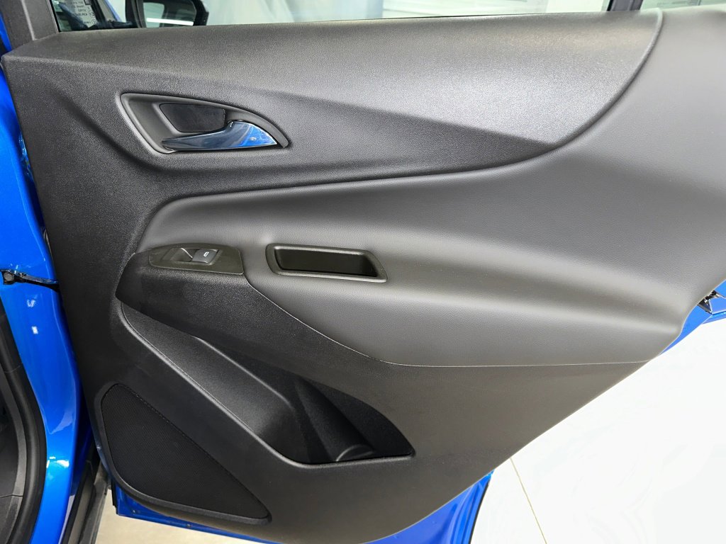 Certified 2024 Chevrolet Equinox LT w/ LPO, Floor Liner Package image 28