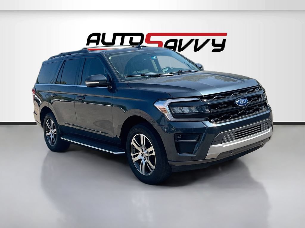 Used 2022 Ford Expedition XLT RWD image 1