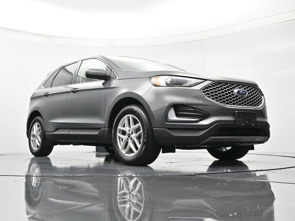 Used 2024 Ford Edge SEL image 38