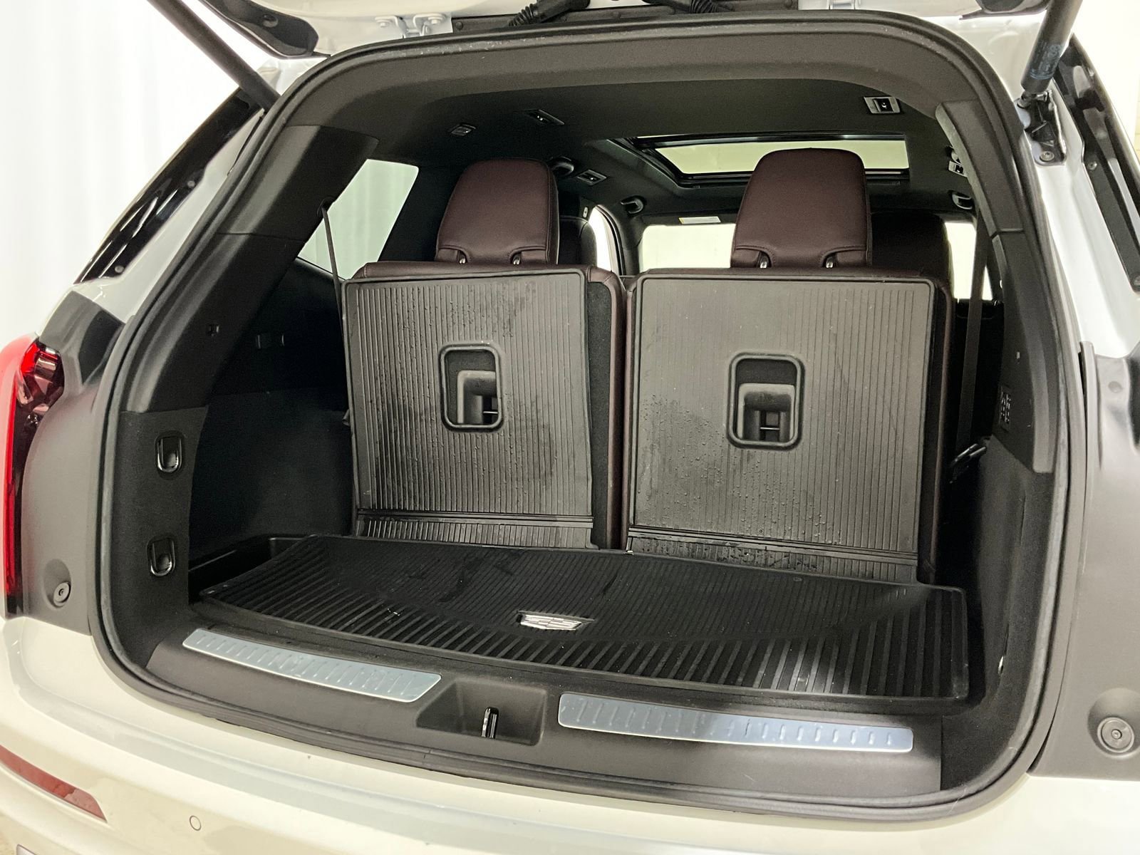 Used 2024 Cadillac XT6 Premium Luxury w/ Technology Package image 25