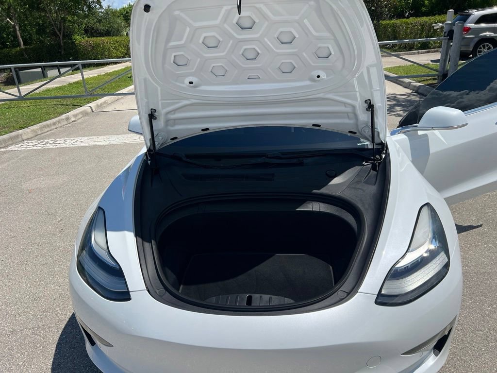 Used 2018 Tesla Model 3 Long Range AWD/4WD image 23