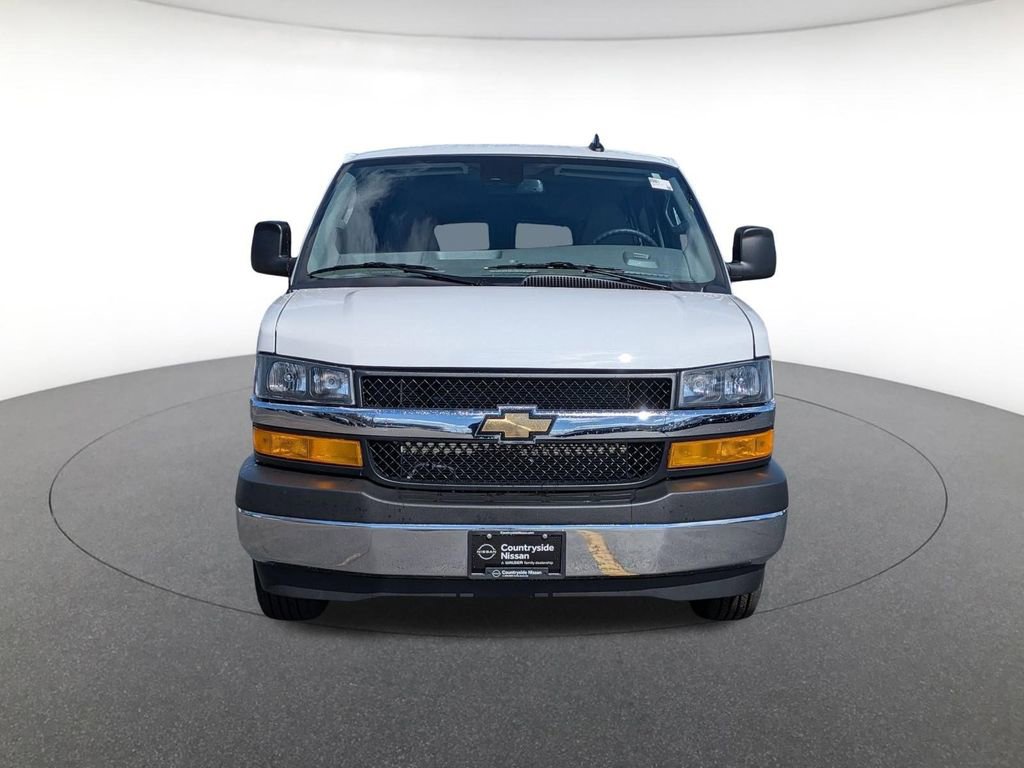Used 2025 Chevrolet Express 3500 LT w/ LT Preferred Equipment Group image 2