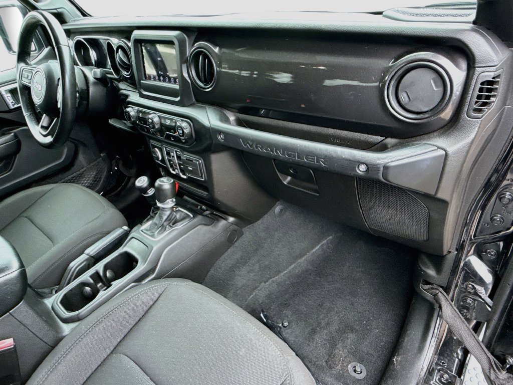 Used 2022 Jeep Wrangler Unlimited Sport AWD/4WD image 34