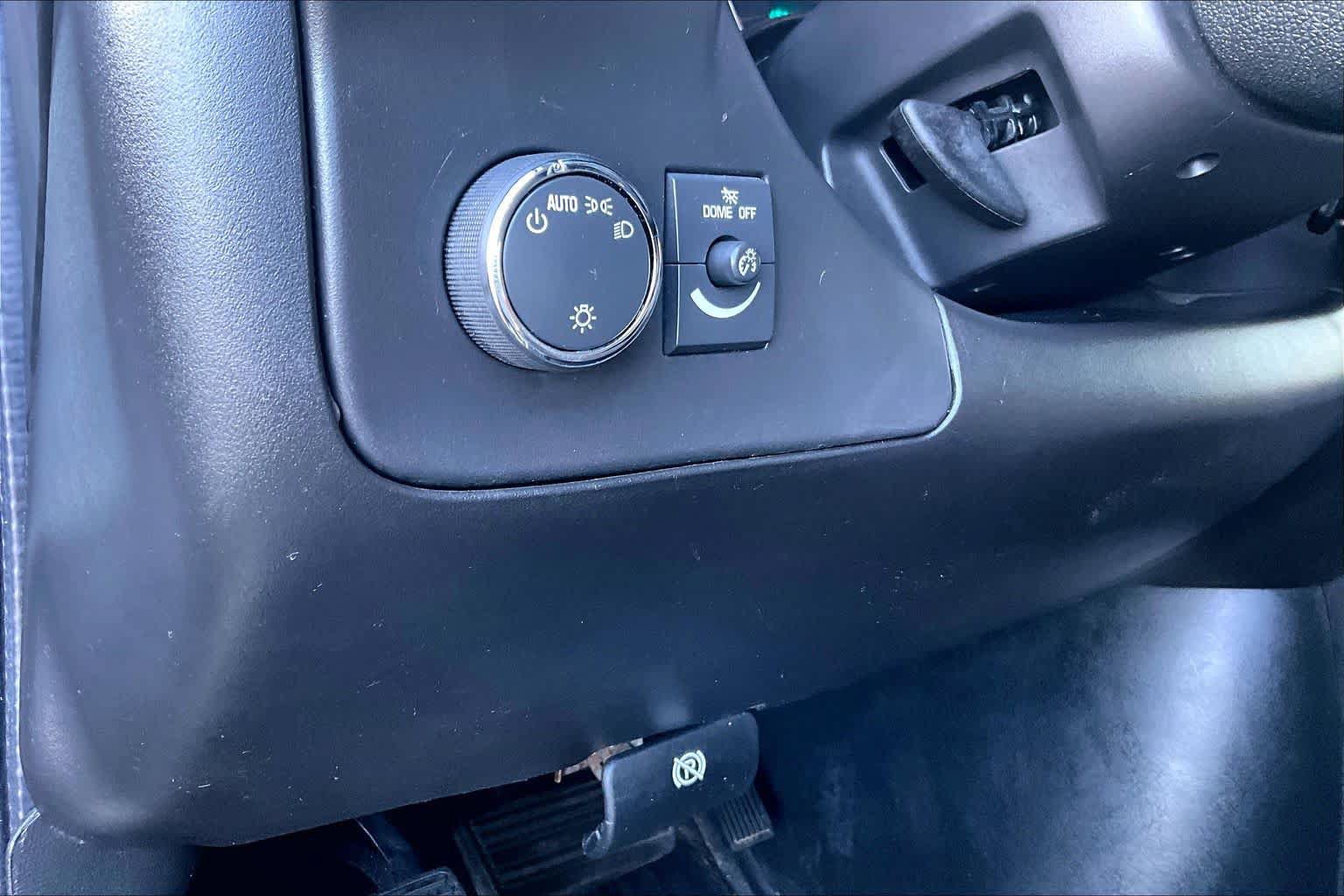 Used 2022 GMC Savana 2500 w/ Driver Convenience Package RWD image 30