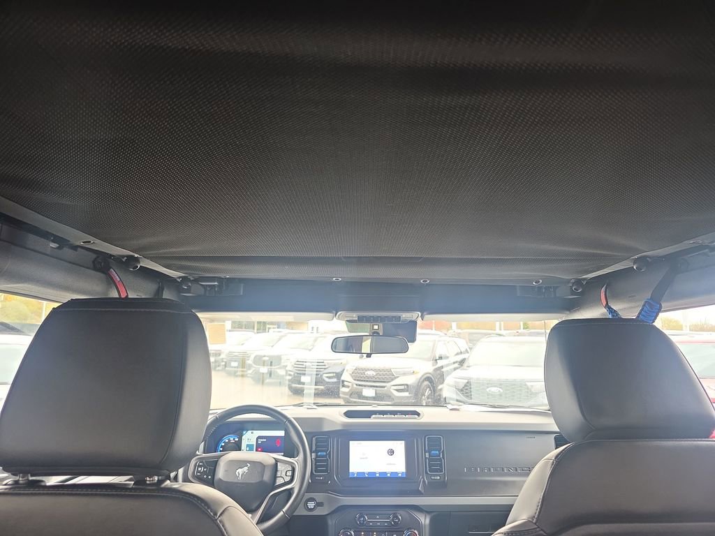 Certified 2023 Ford Bronco Black Diamond image 13