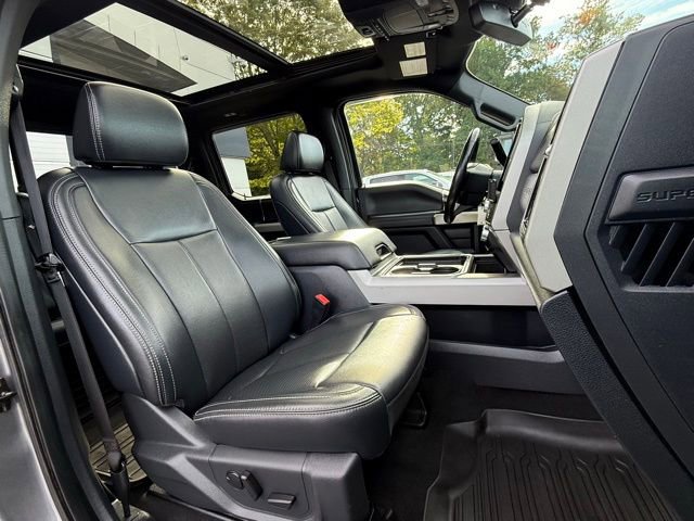 Used 2022 Ford F250 Lariat w/ Black Appearance Package image 17