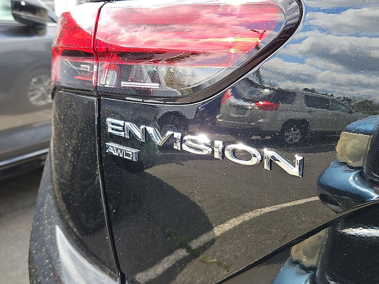 Used 2023 Buick Envision Preferred AWD/4WD image 9