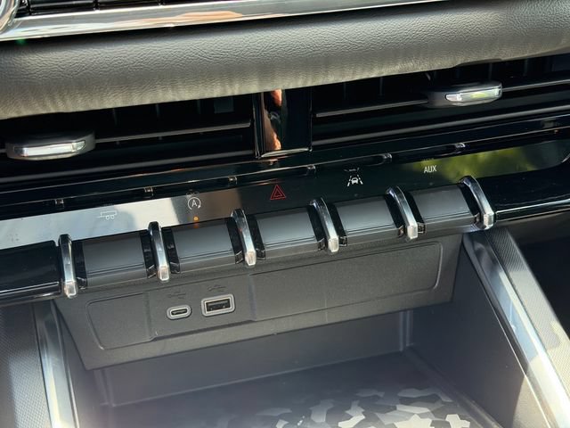 New 2026 GMC Canyon Elevation w/ Convenience Package RWD image 16