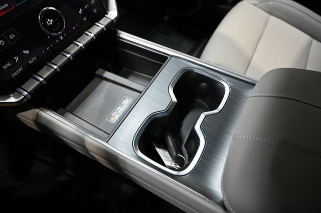 New 2026 GMC Acadia Elevation w/ Elevation Premium Package image 19