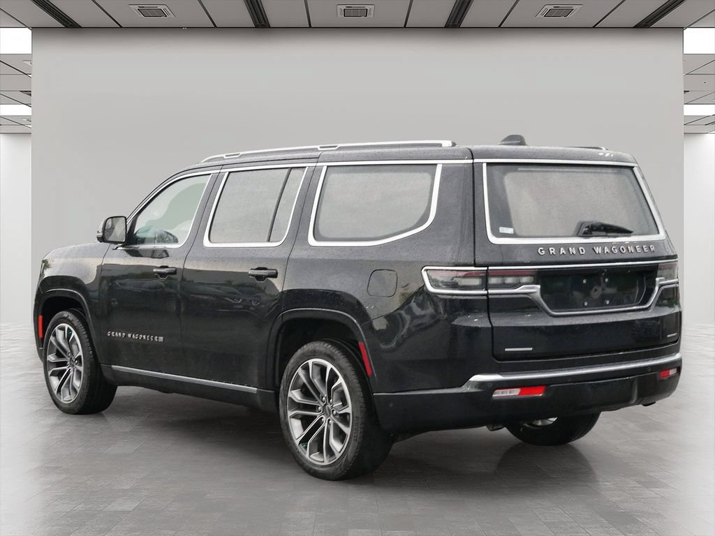 Used 2022 Jeep Grand Wagoneer Series III w/ Rear Seat Video Group 1 AWD/4WD image 4