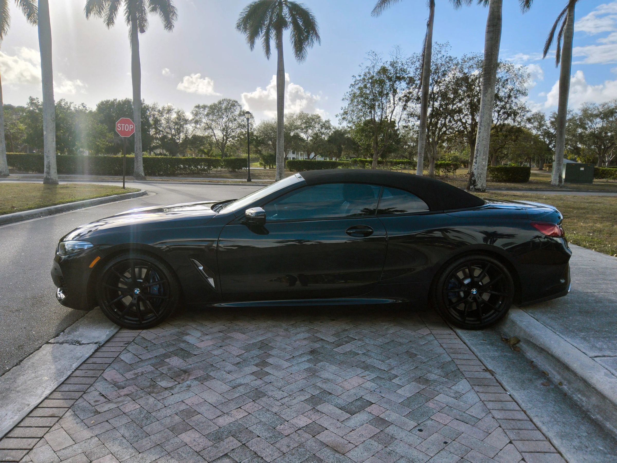 Used 2021 BMW 840i xDrive Convertible w/ M Sport Package image 32