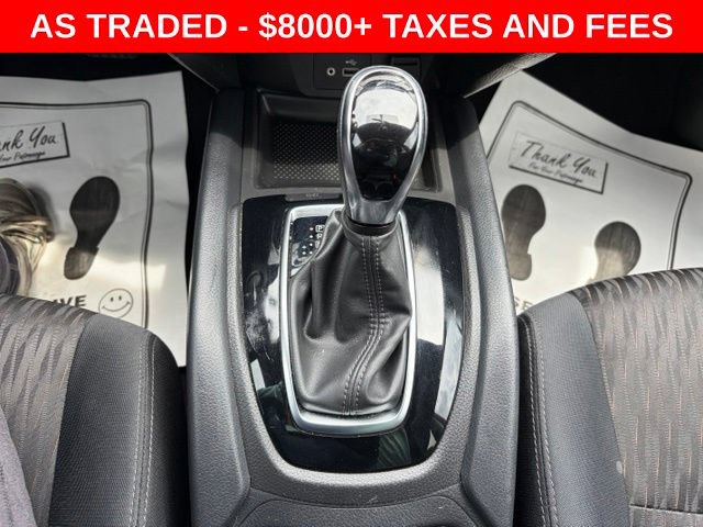 Used 2018 Nissan Rogue SV w/ Premium Package FWD image 24