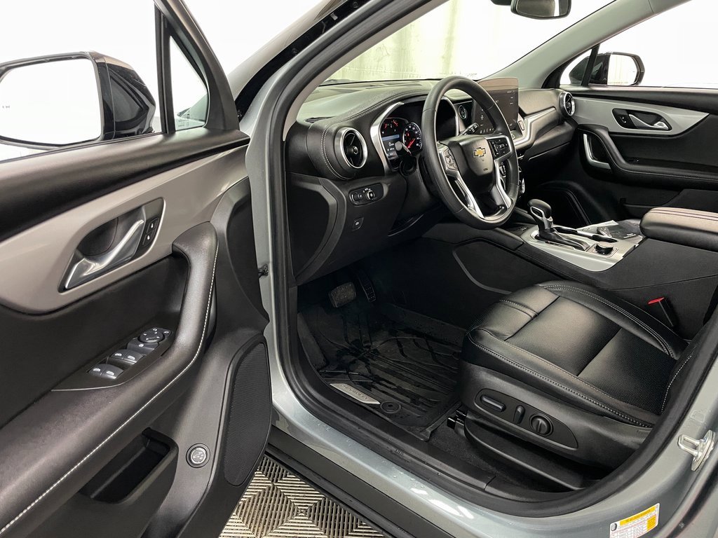 Used 2025 Chevrolet Blazer LT w/ Convenience Package image 20
