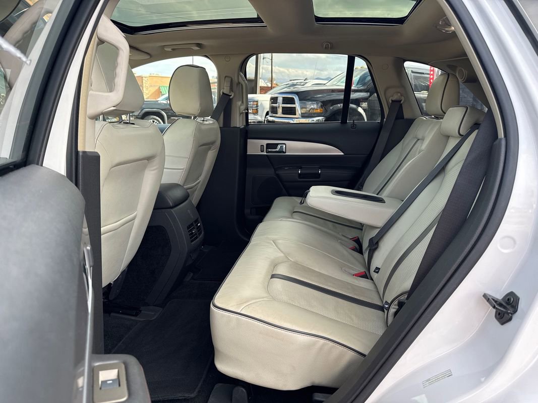 Used 2015 Lincoln MKX w/ Equipment Group 102A AWD/4WD image 12