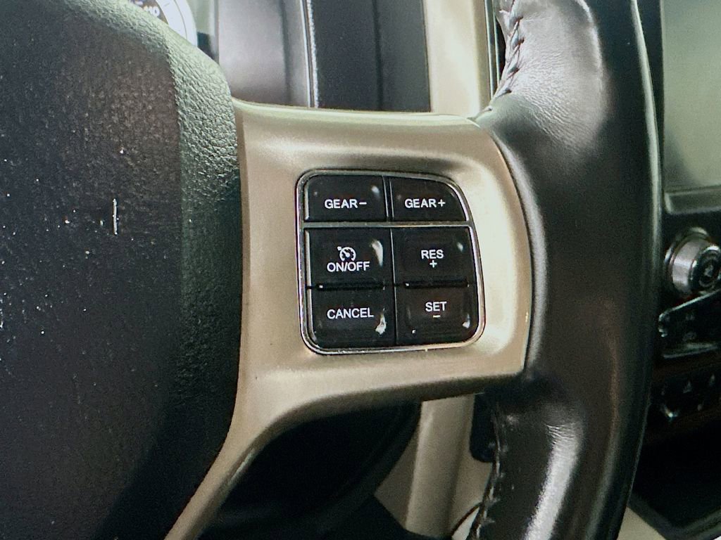 Used 2015 RAM 1500 Laramie w/ Convenience Group AWD/4WD image 23
