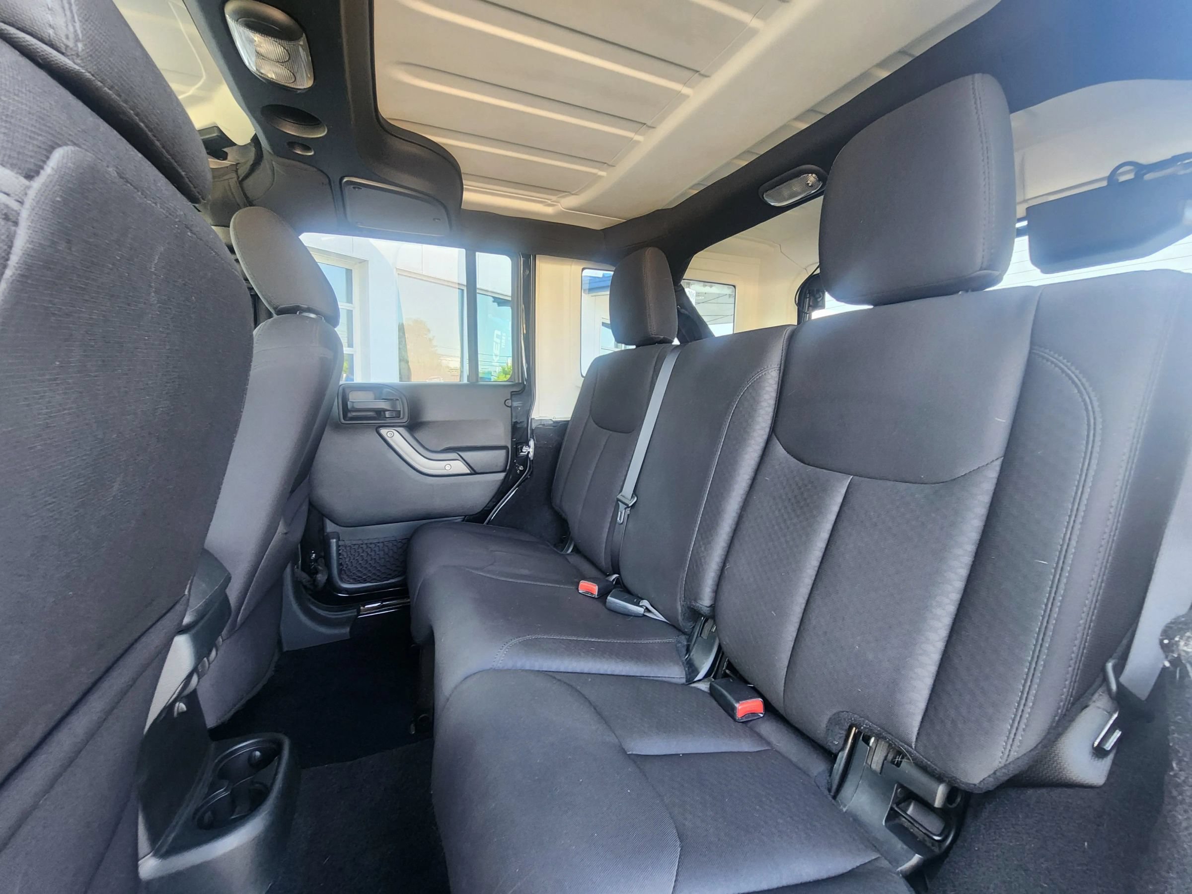 Used 2017 Jeep Wrangler Unlimited Sport w/ Quick Order Package 24S AWD/4WD image 35