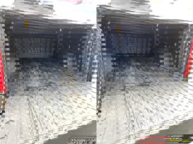 Used 2021 Chevrolet Silverado 1500 High Country w/ Technology Package image 10