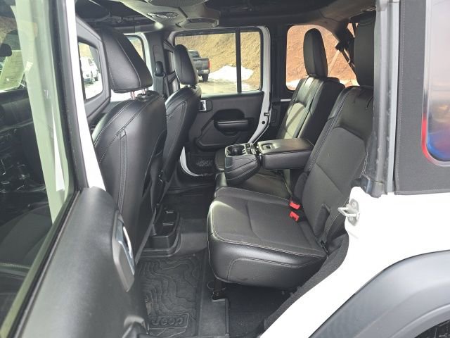 Used 2020 Jeep Wrangler Unlimited Sport image 19