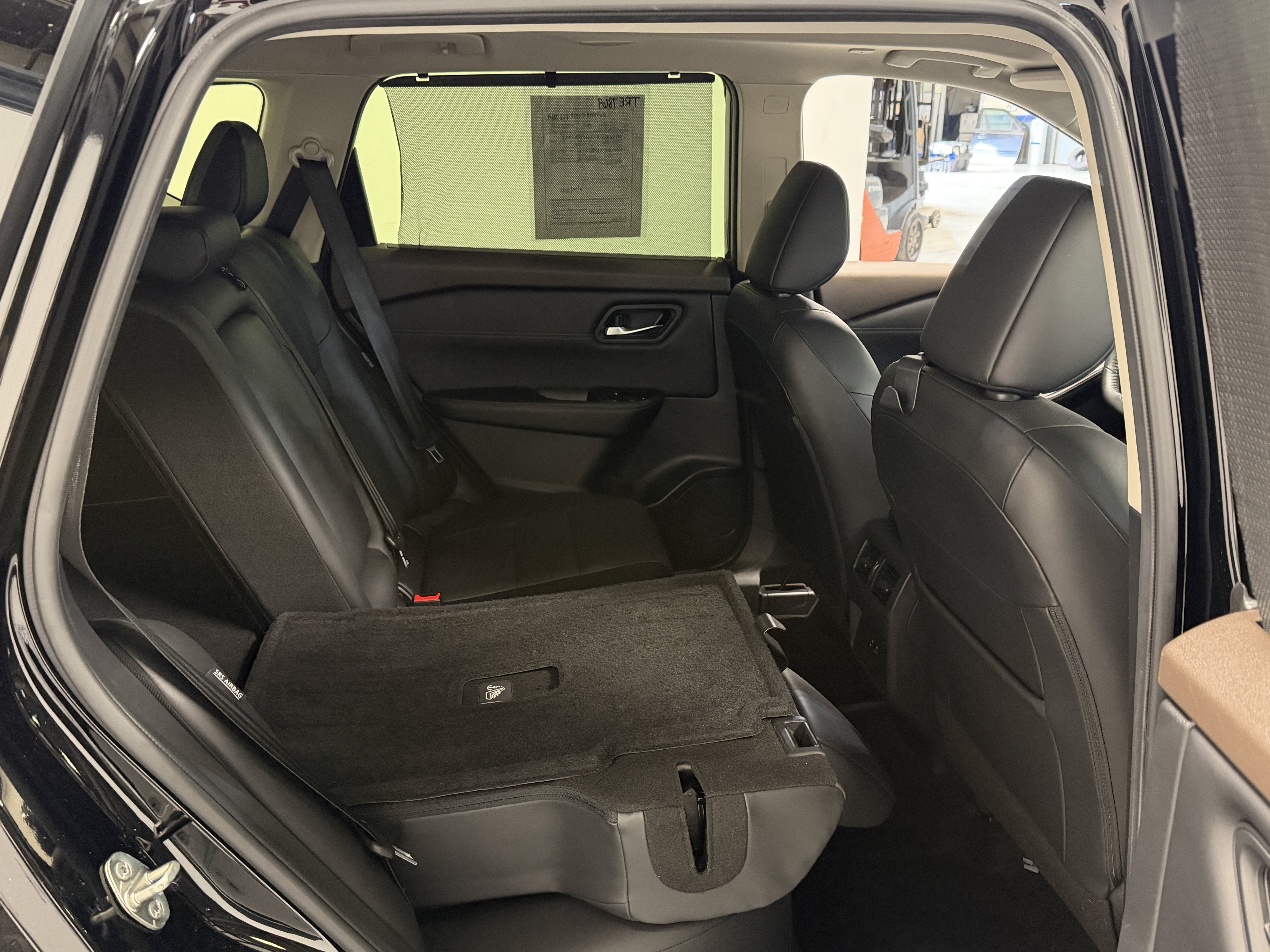 Used 2023 Nissan Rogue SV w/ SV Premium B Package AWD/4WD image 22