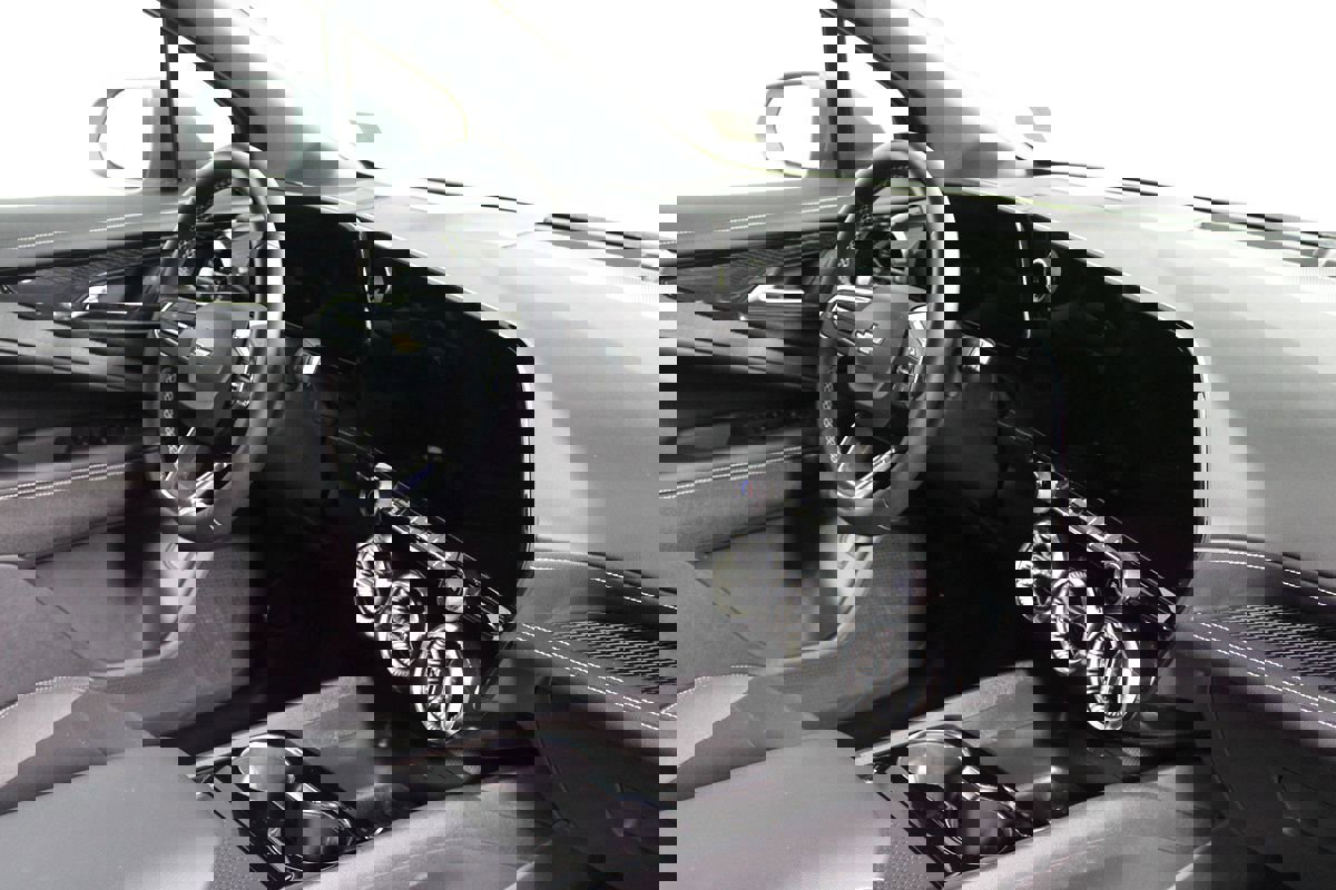 Used 2024 Chevrolet Blazer EV LT image 11