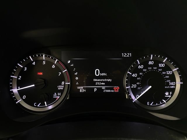 Used 2024 Toyota Highlander XLE FWD image 20