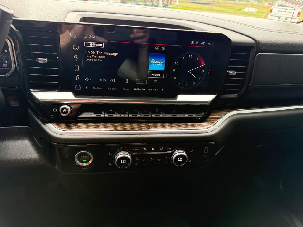 Used 2022 GMC Sierra 1500 Elevation RWD image 11
