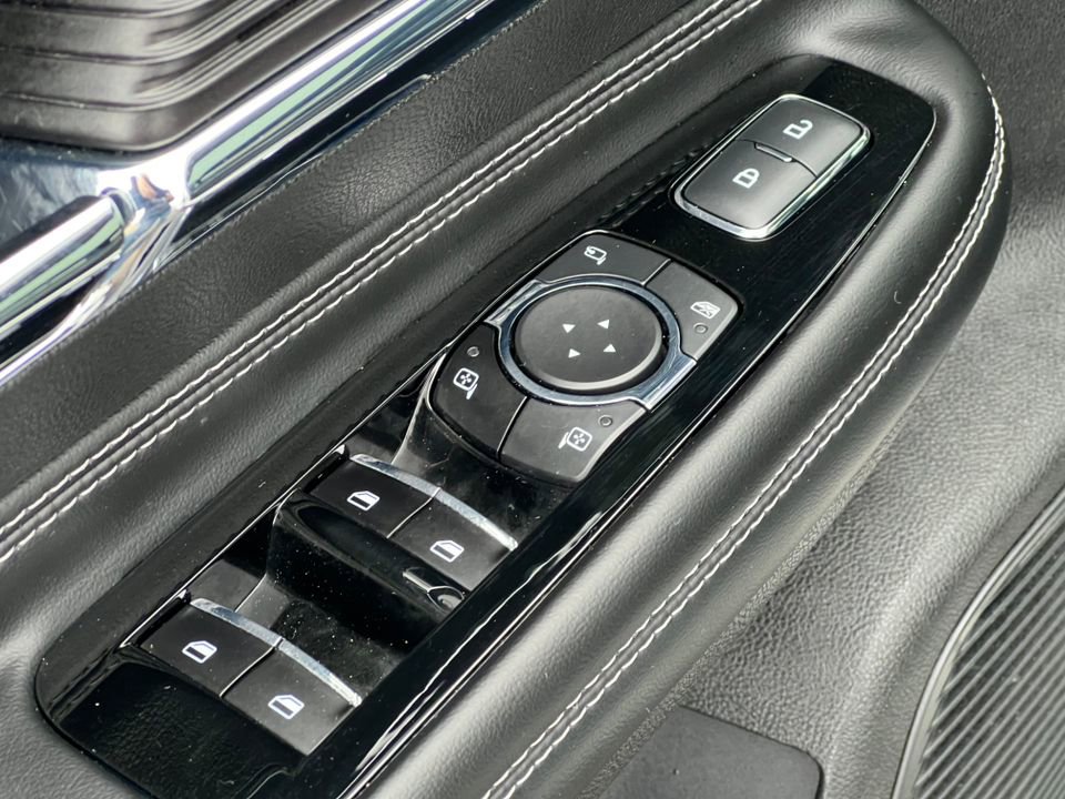 Used 2022 Lincoln Corsair AWD w/ Premium Package image 15