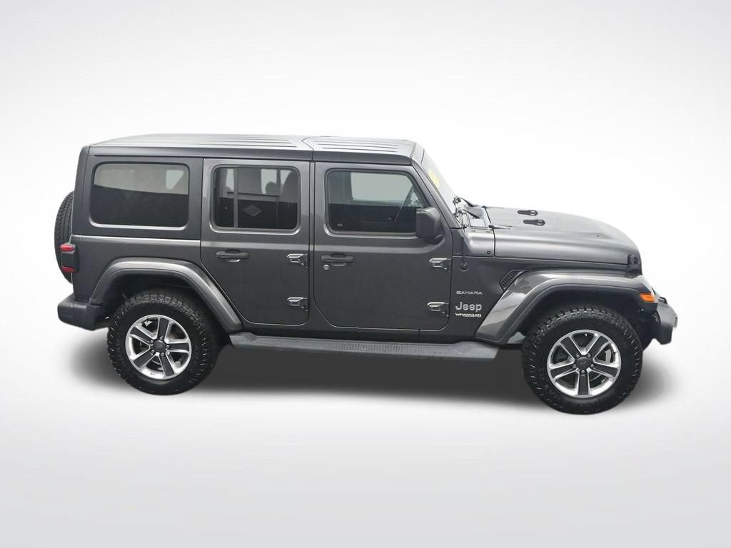 Used 2020 Jeep Wrangler Unlimited Sahara w/ Dual Top Group AWD/4WD image 32