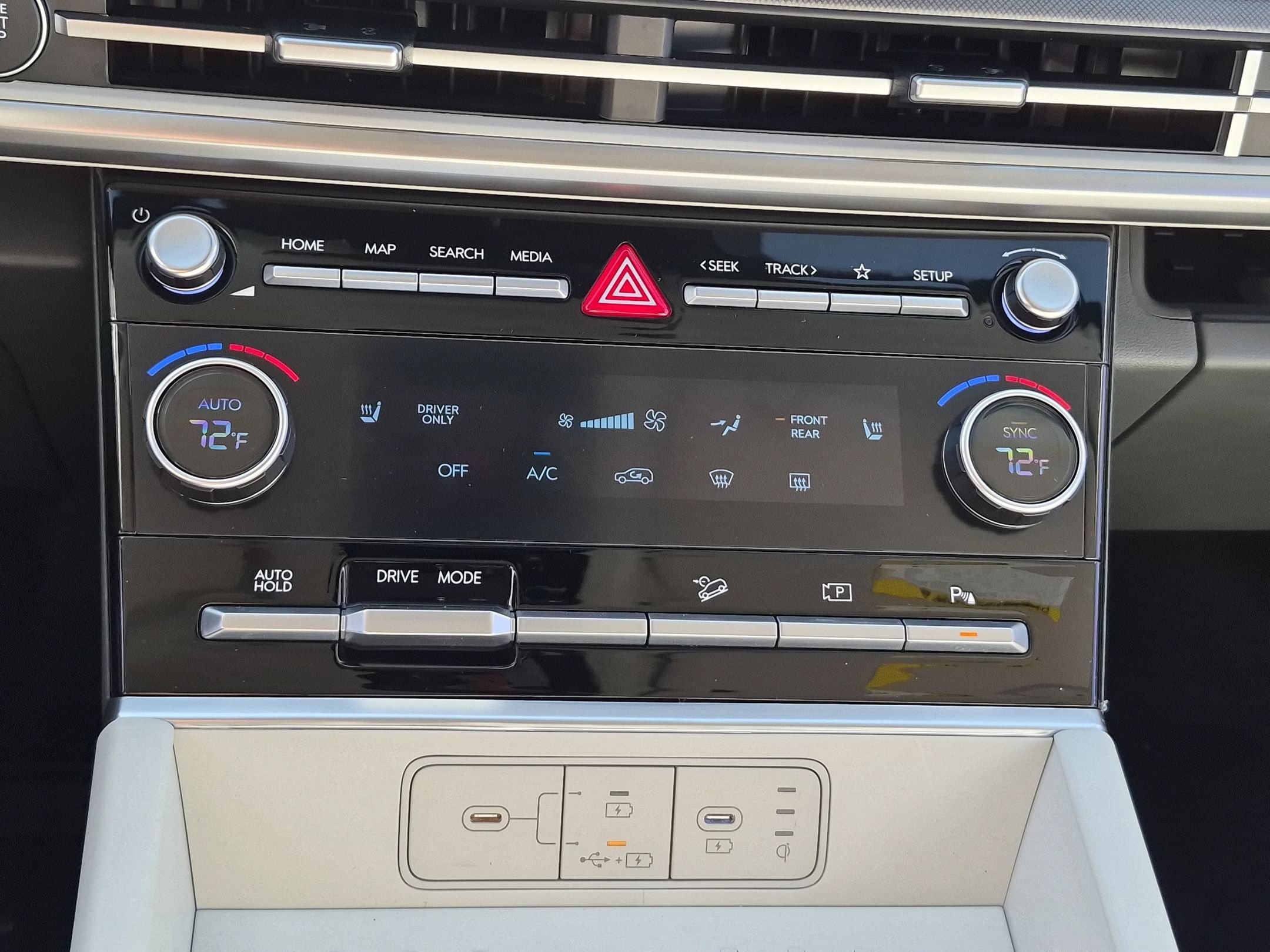 New 2026 Hyundai Santa Fe SEL FWD image 22