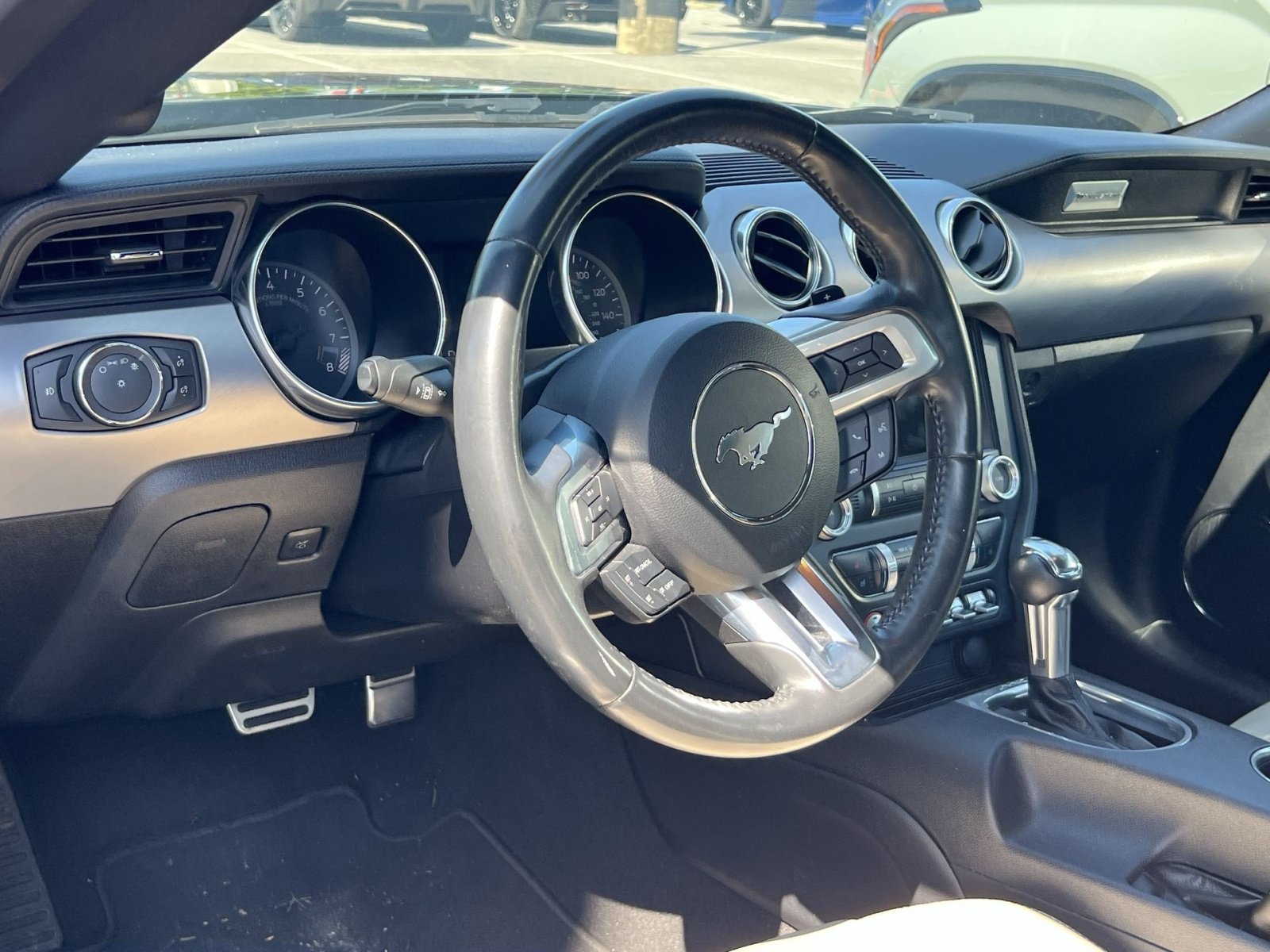 Used 2022 Ford Mustang GT Premium w/ Black Accent Package RWD image 20