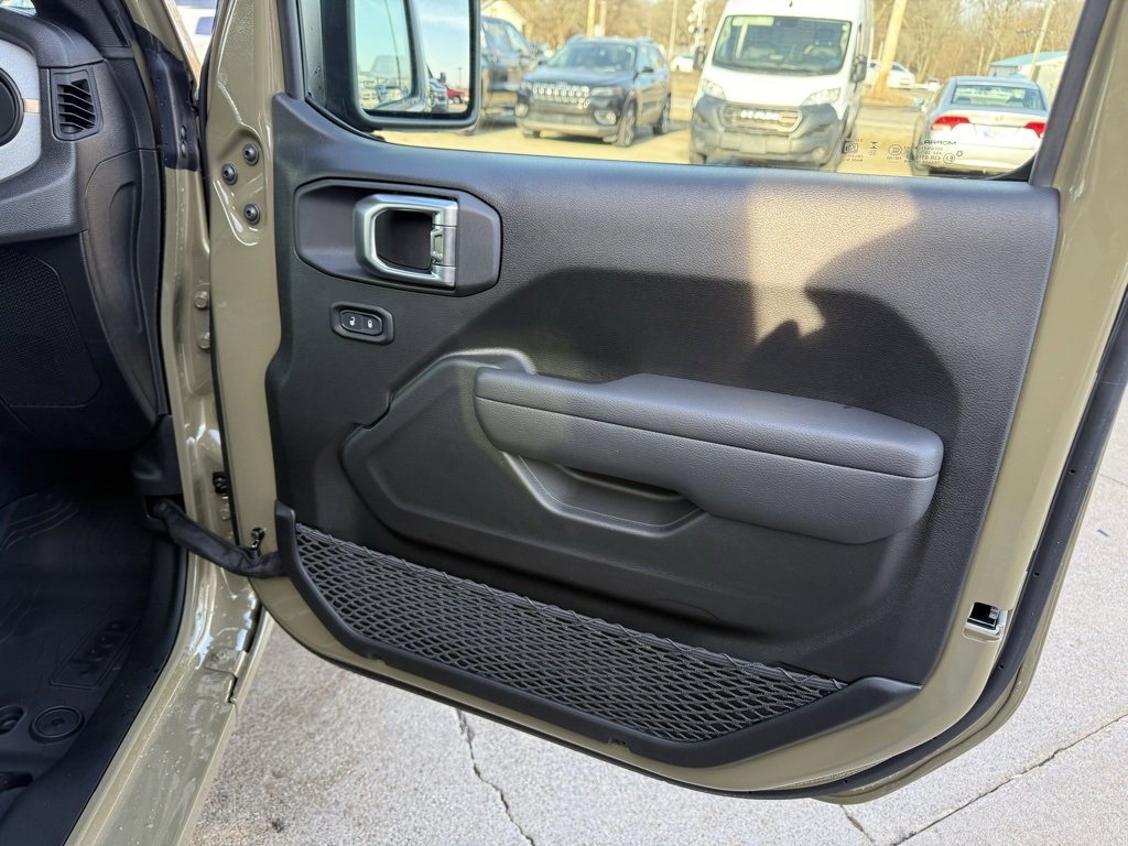 New 2026 Jeep Gladiator Sport image 20