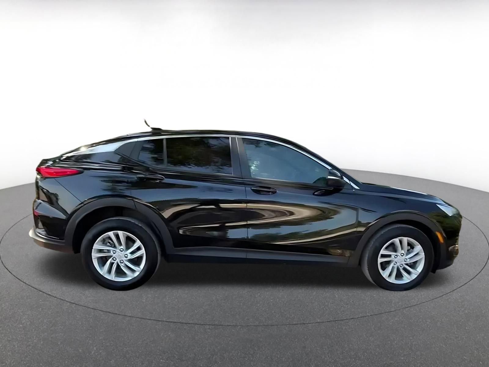 Used 2025 Buick Envista Sport Touring FWD image 15
