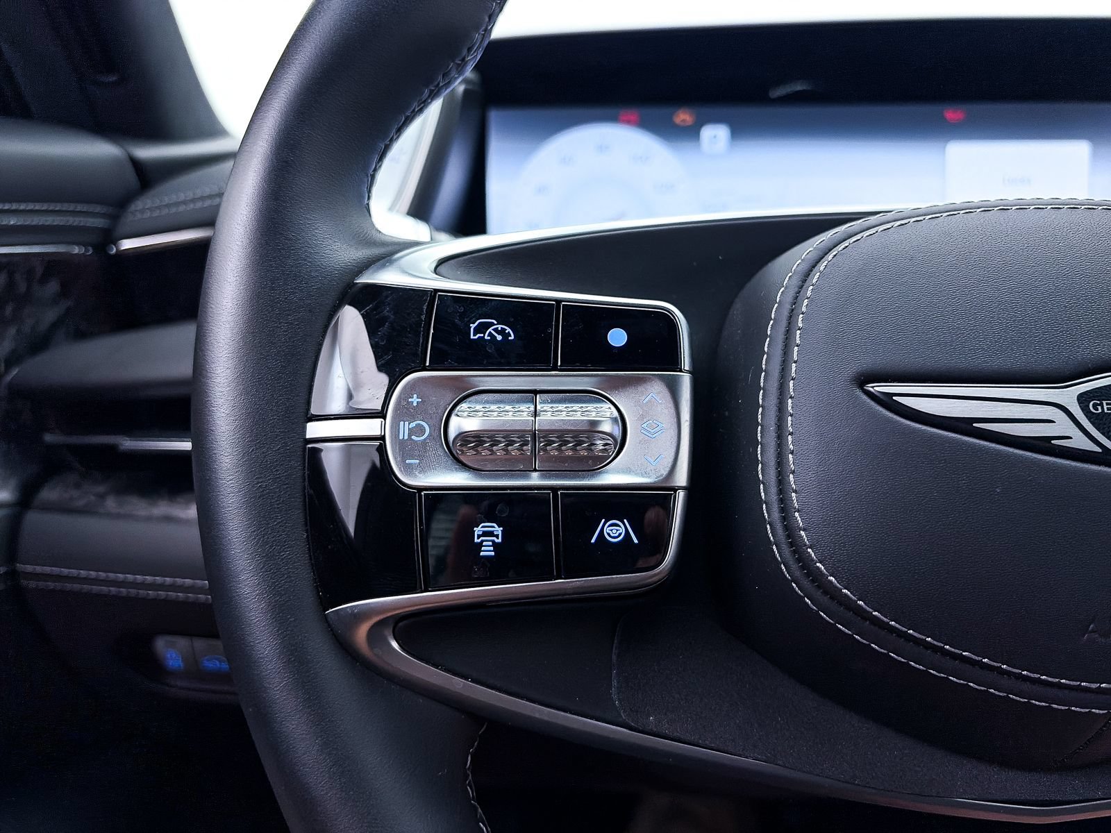 Used 2025 Genesis G90 3.5T AWD/4WD image 41