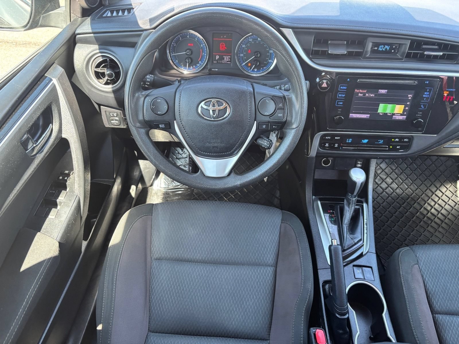 Used 2019 Toyota Corolla LE FWD image 13