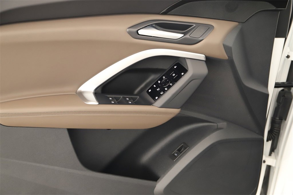 New 2025 Audi Q5 Premium image 22